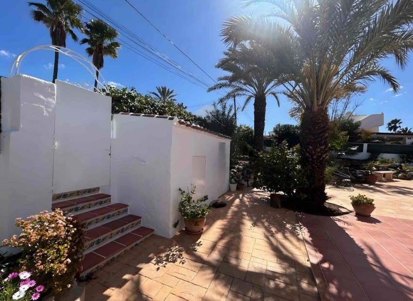 4 quarto Moradia para venda em Javea / Xabia com piscina - 686 000 € (Ref: 9203509)