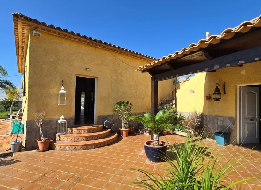 3 soverom Villa til salgs i Altea la Vella med svømmebasseng - € 495 000 (Ref: 9219251)