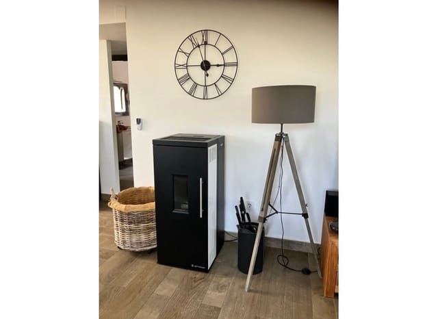 4 slaapkamer Villa te koop in Maryvilla, Calpe / Calp met zwembad - € 580.000 (Ref: 9227728)