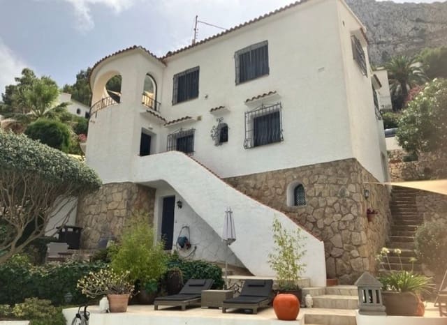 4 slaapkamer Villa te koop in Maryvilla, Calpe / Calp met zwembad - € 580.000 (Ref: 9227728)