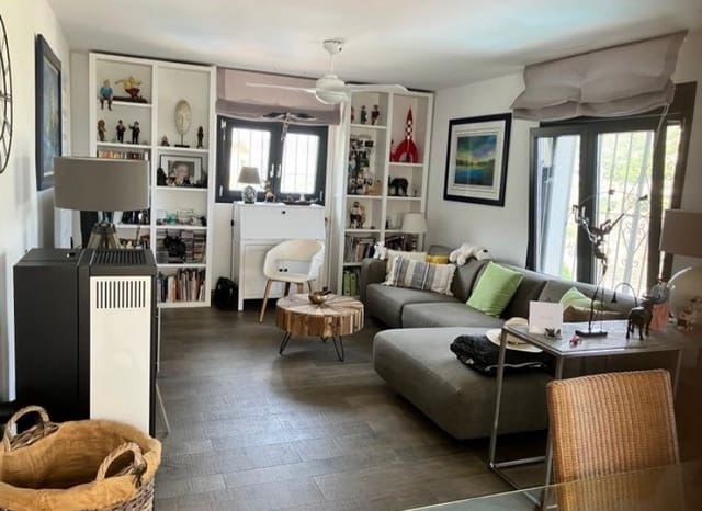 4 slaapkamer Villa te koop in Maryvilla, Calpe / Calp met zwembad - € 580.000 (Ref: 9227728)