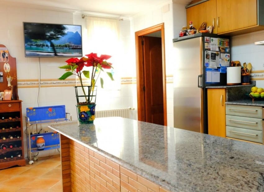 4 sovrum Finca/Hus på landet till salu i Orihuela med pool garage - 675 000 € (Ref: 9227863)