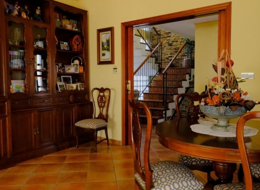 4 sovrum Finca/Hus på landet till salu i Orihuela med pool garage - 675 000 € (Ref: 9227863)