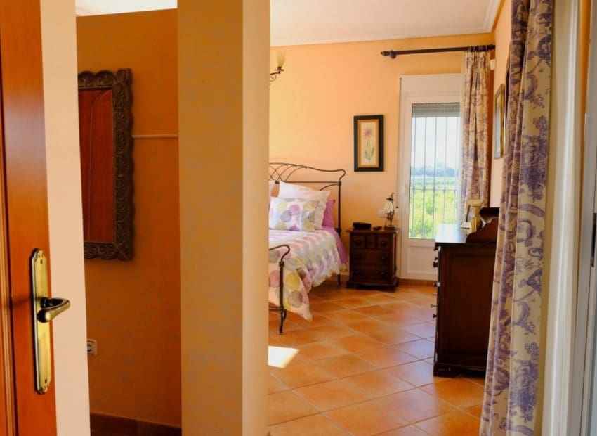 4 sovrum Finca/Hus på landet till salu i Orihuela med pool garage - 675 000 € (Ref: 9227863)