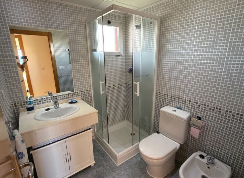 2 bedroom Apartment for sale in La Villajoyosa / Vila Joiosa with pool garage - € 395,000 (Ref: 9230605)