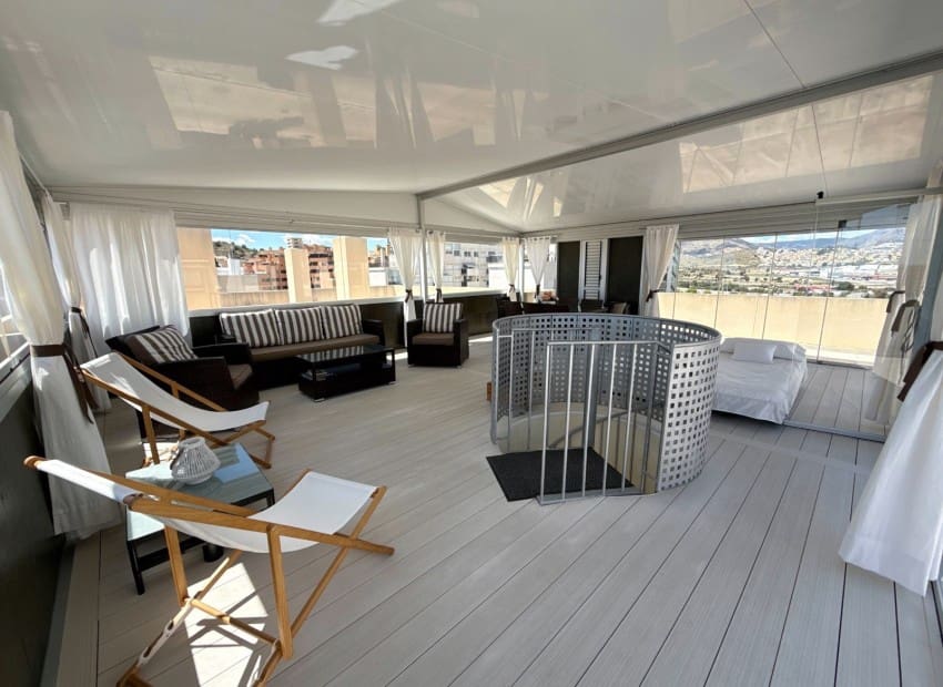 2 bedroom Apartment for sale in La Villajoyosa / Vila Joiosa with pool garage - € 395,000 (Ref: 9230605)