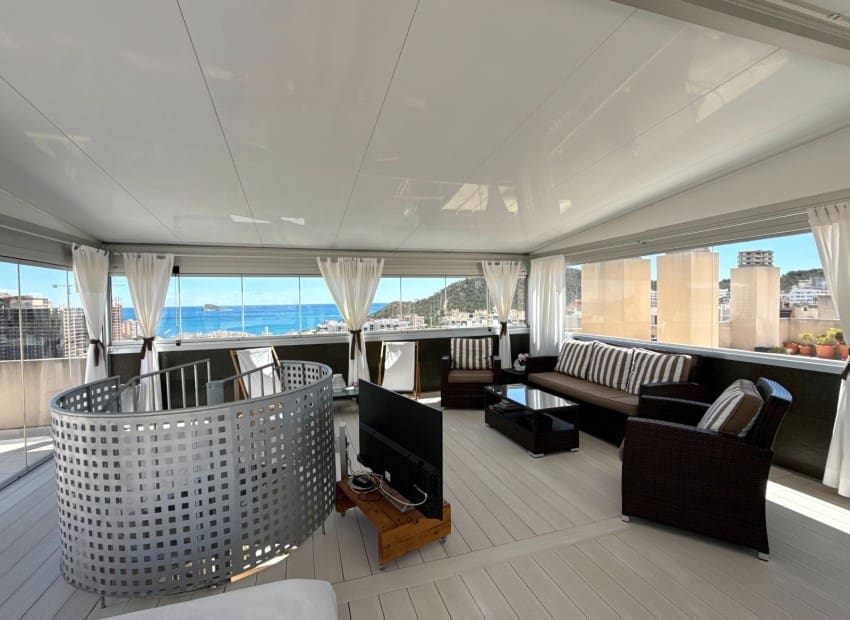 2 bedroom Apartment for sale in La Villajoyosa / Vila Joiosa with pool garage - € 395,000 (Ref: 9230605)