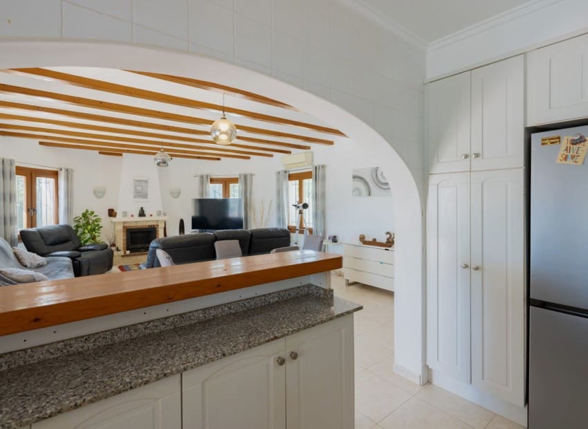 3 chambre Villa/Maison à vendre à Javea / Xabia avec piscine - 620 000 € (Ref: 9231266)