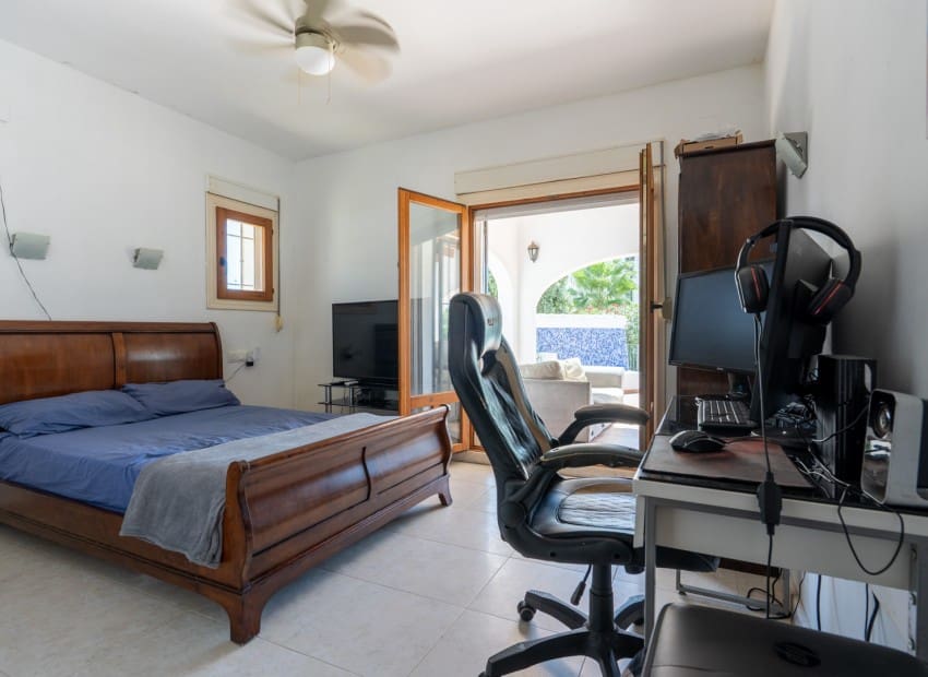 3 chambre Villa/Maison à vendre à Javea / Xabia avec piscine - 620 000 € (Ref: 9231266)