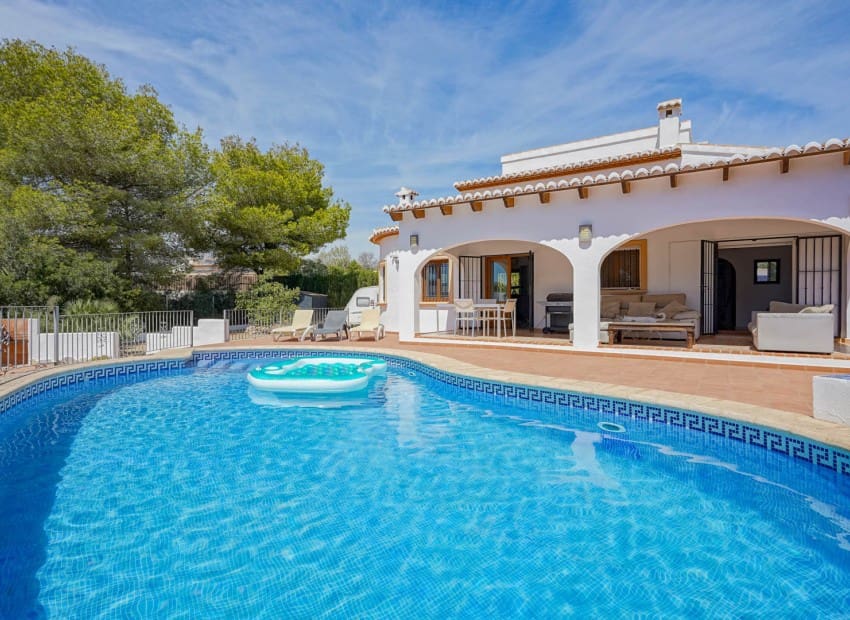 3 chambre Villa/Maison à vendre à Javea / Xabia avec piscine - 620 000 € (Ref: 9231266)