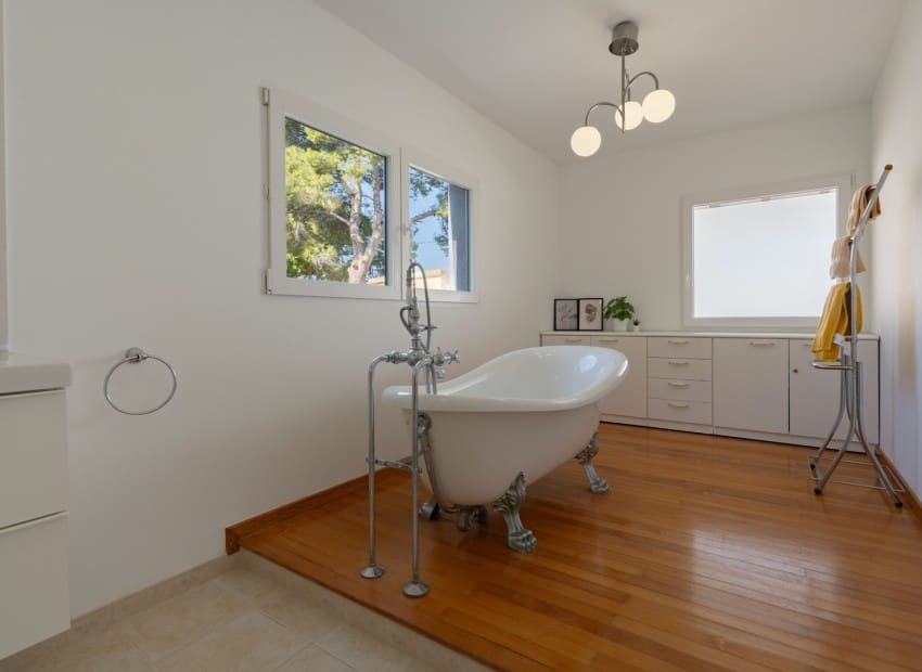 5 Zimmer Villa zu verkaufen in Calpe / Calp mit Pool - 749.000 € (Ref: 9231541)