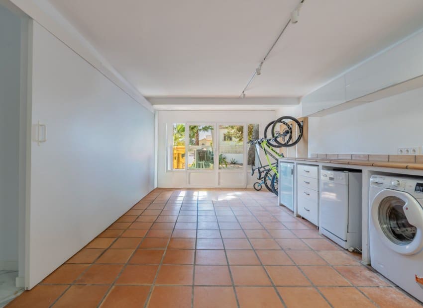 5 Zimmer Villa zu verkaufen in Calpe / Calp mit Pool - 749.000 € (Ref: 9231541)