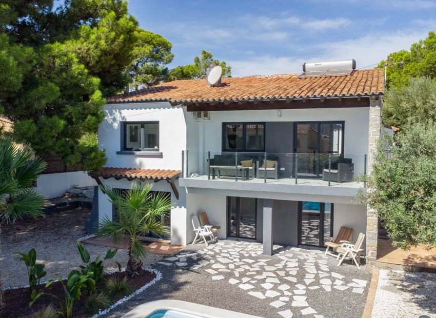 5 Zimmer Villa zu verkaufen in Calpe / Calp mit Pool - 749.000 € (Ref: 9231541)