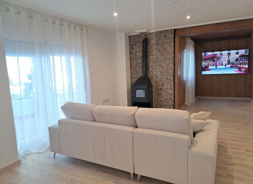 5 bedroom Finca/Country House for sale in Orihuela with pool - € 370,000 (Ref: 9241151)