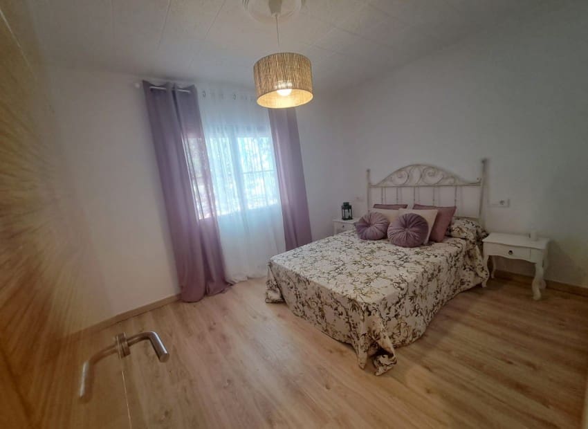 5 bedroom Finca/Country House for sale in Orihuela with pool - € 370,000 (Ref: 9241151)