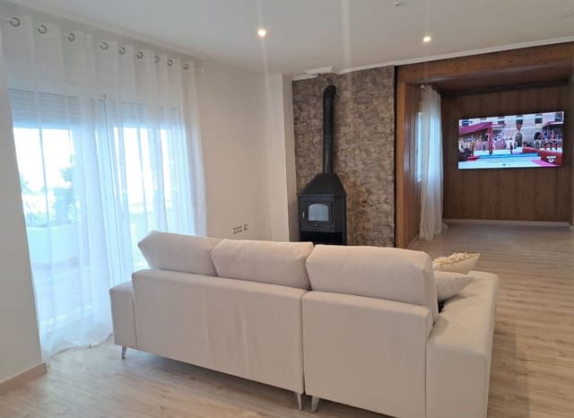 5 bedroom Finca/Country House for sale in Desamparados - Hurchillo - Torremendo, Orihuela with pool - € 370,000 (Ref: 9241151)