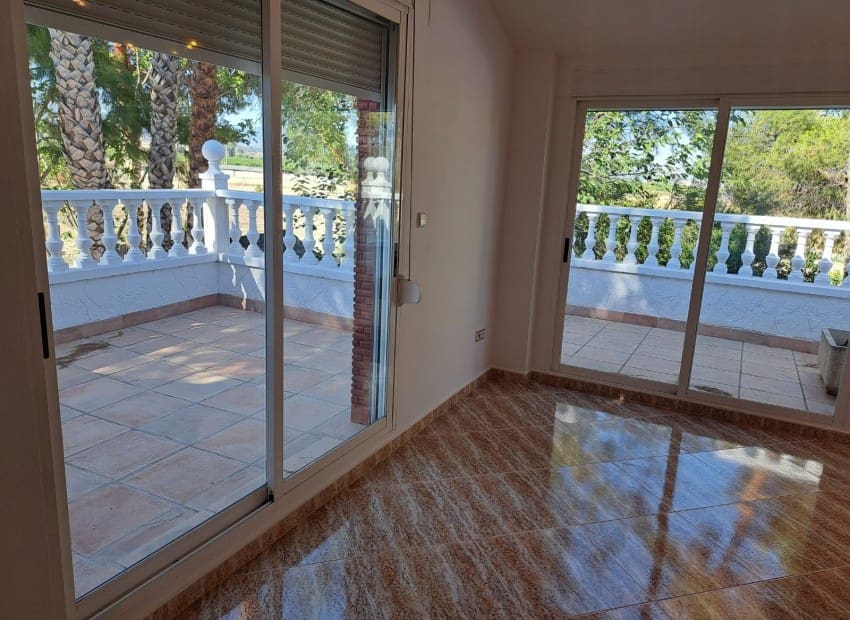 5 bedroom Finca/Country House for sale in Orihuela with pool - € 370,000 (Ref: 9241151)