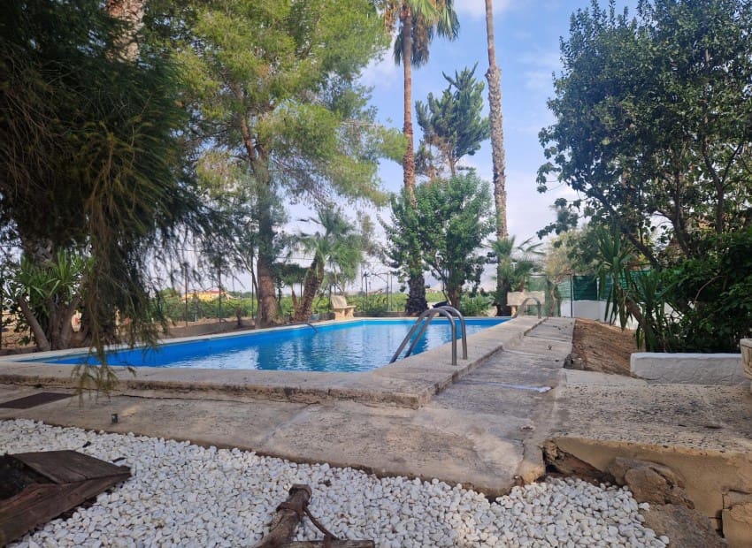 5 bedroom Finca/Country House for sale in Orihuela with pool - € 370,000 (Ref: 9241151)