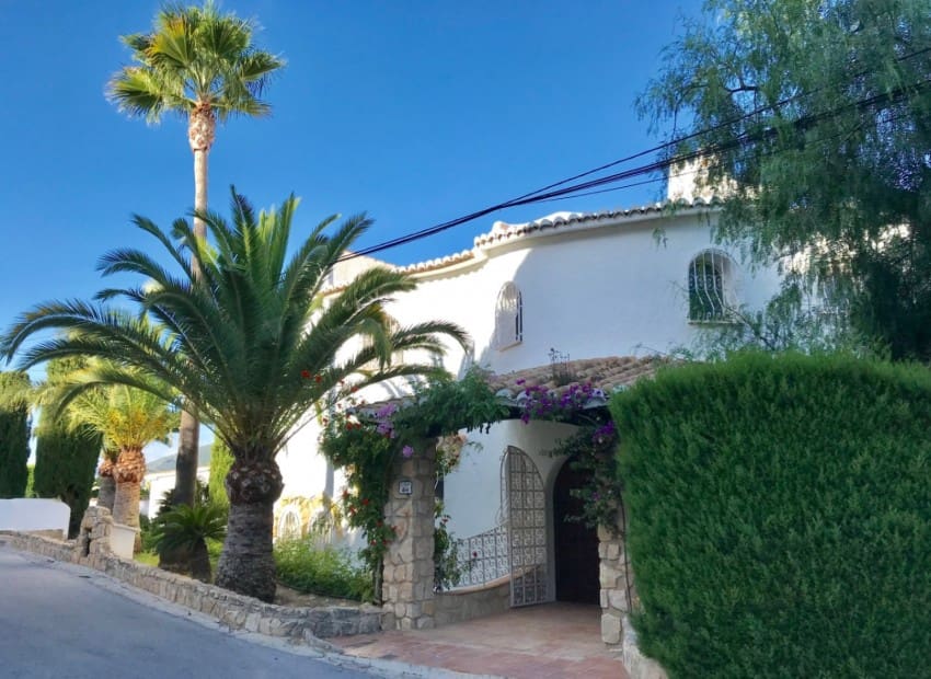 8 chambre Villa/Maison à vendre à Calpe / Calp avec piscine - 790 000 € (Ref: 9262967)