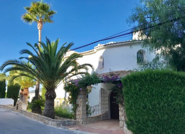 8 bedroom Villa for sale in Cometa - Carrió, Calpe / Calp with pool - € 790,000 (Ref: 9262967)