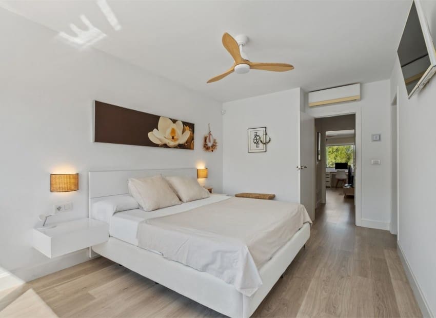 Casa de 5 habitaciones en Alfaz del Pi / L'Alfàs del Pi en venta con piscina - 599.000 € (Ref: 9263562)