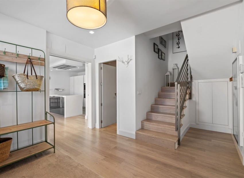 Casa de 5 habitaciones en Alfaz del Pi / L'Alfàs del Pi en venta con piscina - 599.000 € (Ref: 9263562)