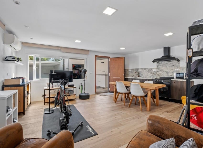 Casa de 5 habitaciones en Alfaz del Pi / L'Alfàs del Pi en venta con piscina - 599.000 € (Ref: 9263562)