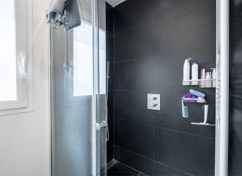 Casa de 5 habitaciones en Alfaz del Pi / L'Alfàs del Pi en venta con piscina - 599.000 € (Ref: 9263562)