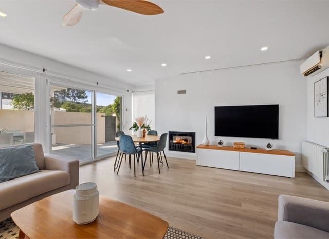 5 makuuhuone Omakotitalo myytävänä paikassa Alfaz del Pi / L'Alfàs del Pi mukana uima-altaan - 599 000 € (Ref: 9263562)