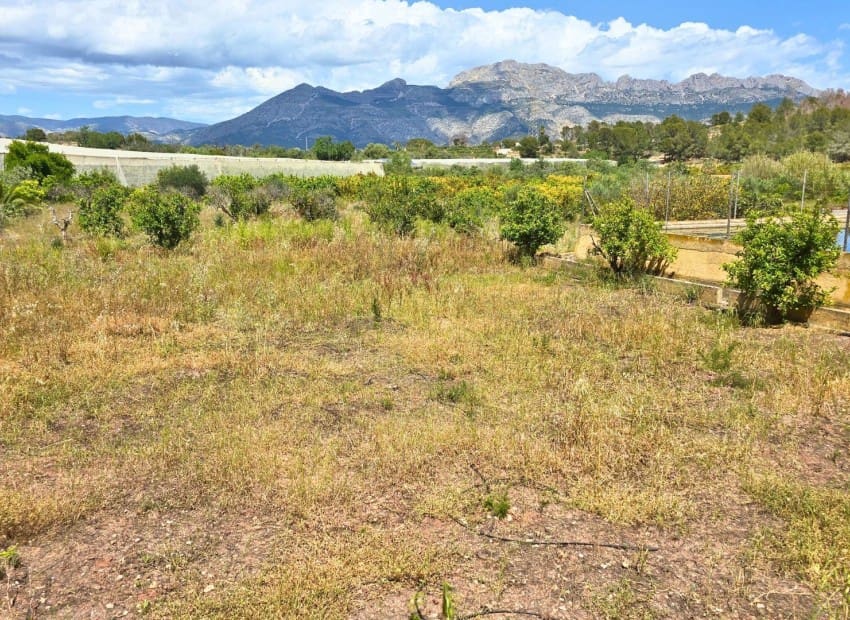 Terreno para Construção para venda em La Nucia - 500 000 € (Ref: 9265621)