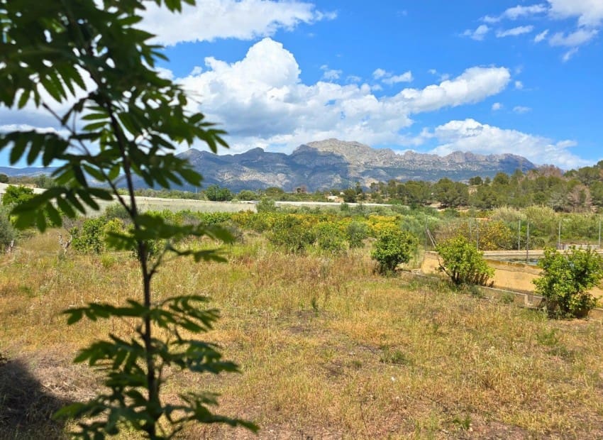 Terreno para Construção para venda em La Nucia - 500 000 € (Ref: 9265621)