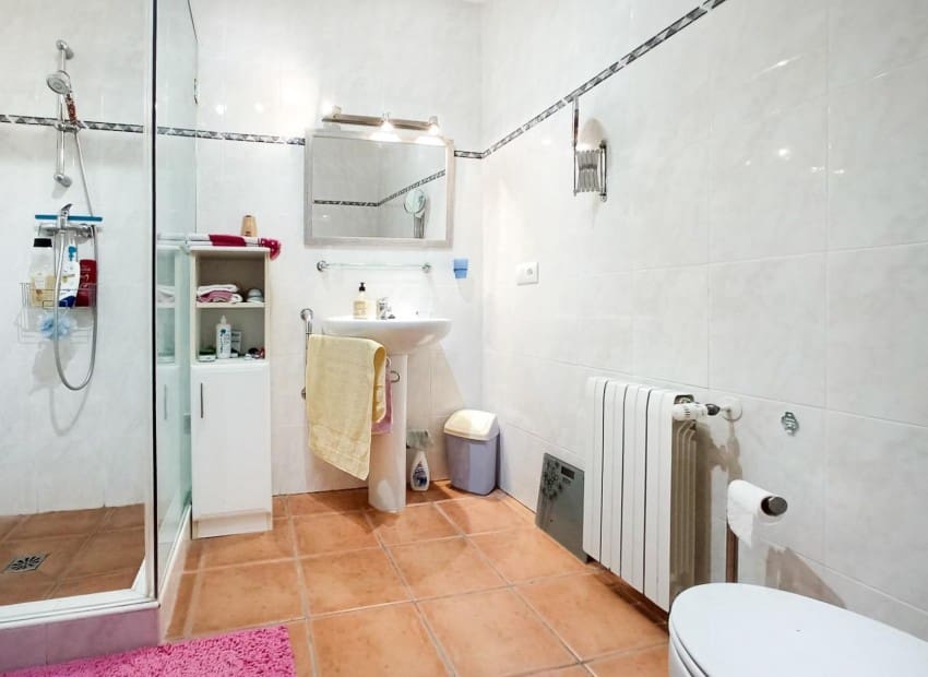 4 quarto Moradia para venda em La Nucia com piscina garagem - 450 000 € (Ref: 9267574)