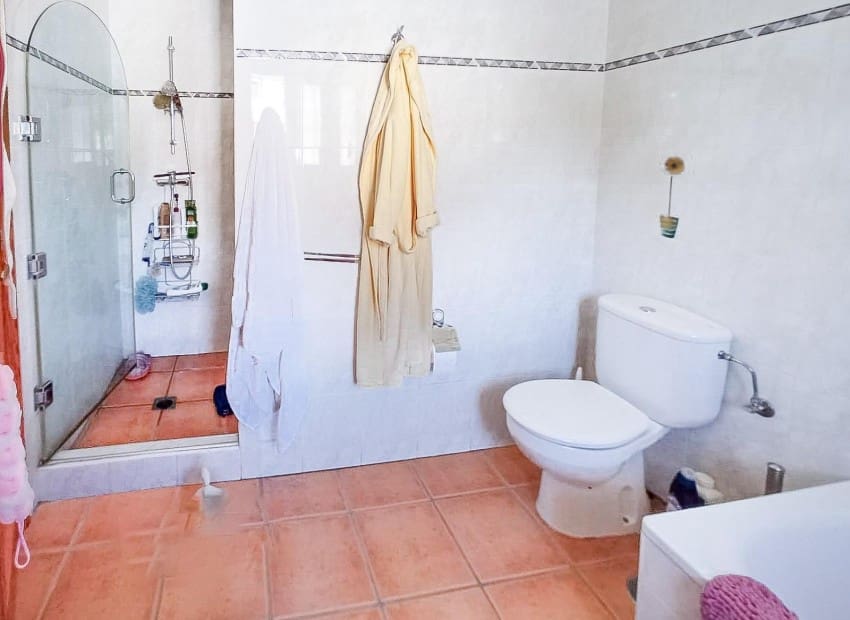 4 quarto Moradia para venda em La Nucia com piscina garagem - 450 000 € (Ref: 9267574)