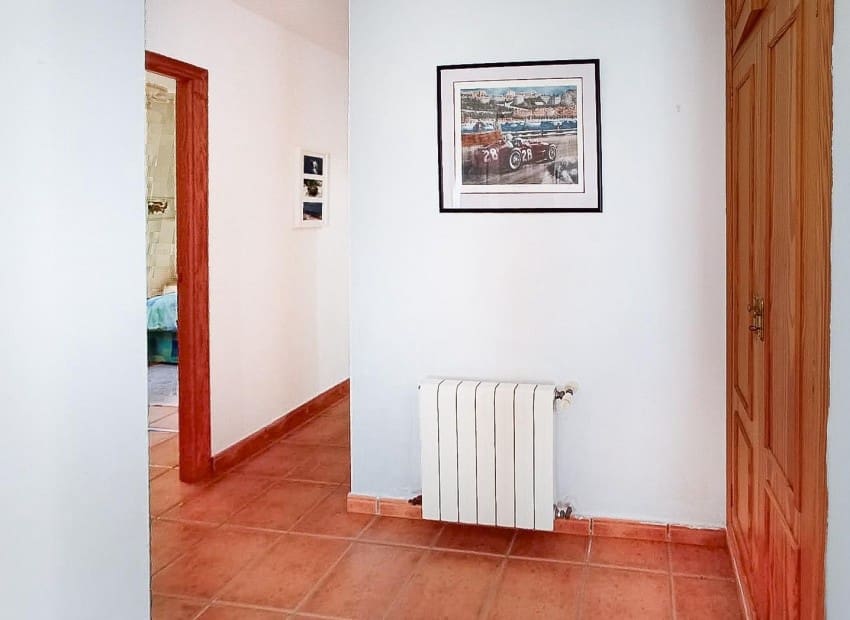 4 quarto Moradia para venda em La Nucia com piscina garagem - 450 000 € (Ref: 9267574)