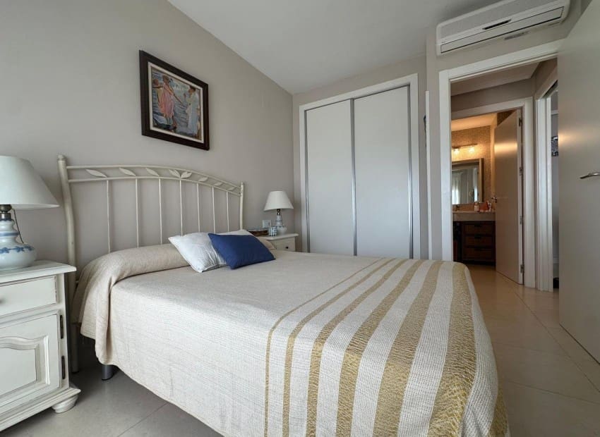 1 slaapkamer Appartement te koop in Calpe / Calp met zwembad - € 380.000 (Ref: 9267672)