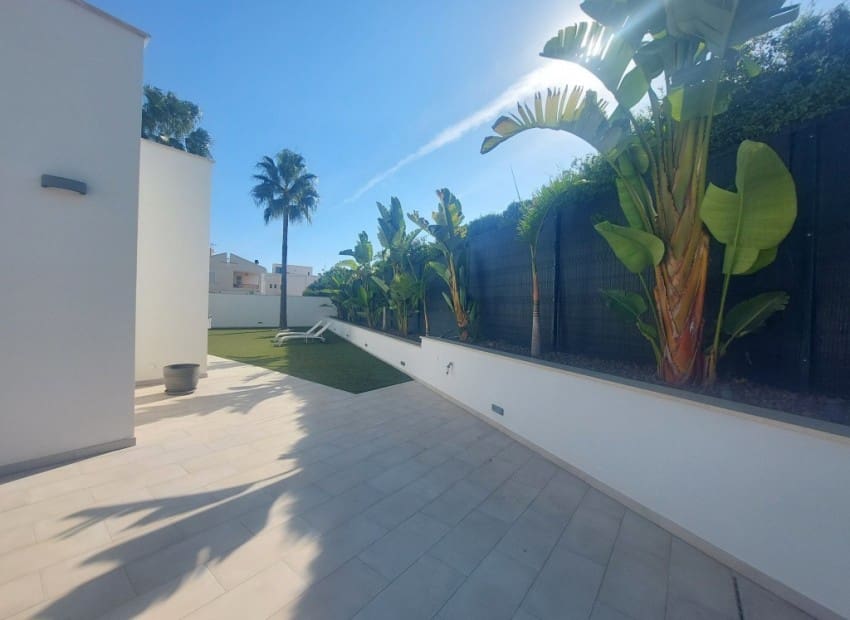 5 makuuhuone Huvila myytävänä paikassa Albir mukana uima-altaan - 1 200 000 € (Ref: 9268749)