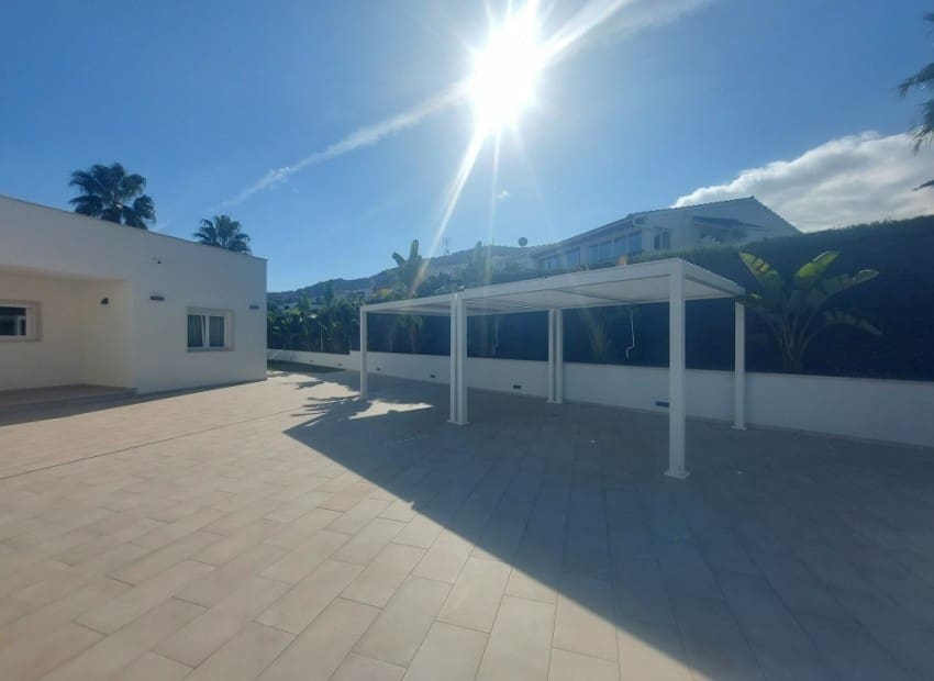 5 makuuhuone Huvila myytävänä paikassa Albir mukana uima-altaan - 1 200 000 € (Ref: 9268749)