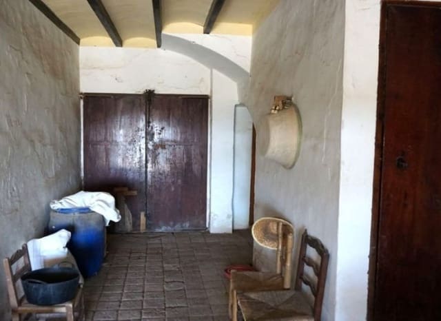 4 makuuhuone Maalaistalo myytävänä paikassa Benissa mukana uima-altaan - 399 900 € (Ref: 9268751)