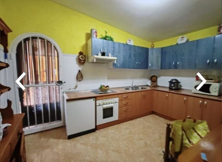 3 slaapkamer Villa te koop in Alfaz del Pi / L'Alfas del Pi met zwembad - € 371.000 (Ref: 9269063)