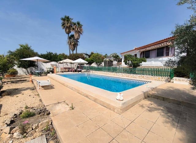 3 soveværelse Villa til salg i La Nucia med swimmingpool - € 445.000 (Ref: 9270240)