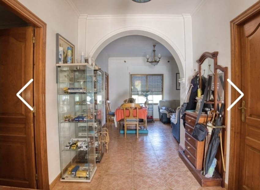 4 makuuhuone Maalaistalo myytävänä paikassa Benissa mukana uima-altaan 
autotalli - 425 000 € (Ref: 9270241)