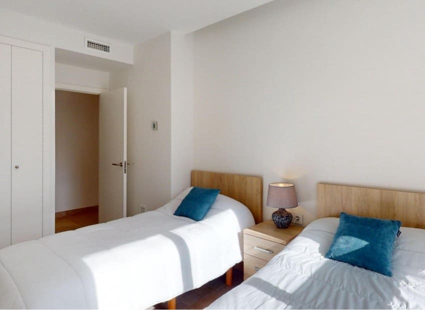 3 chambre Appartement à vendre à Oliva Nova avec piscine - 560 000 € (Ref: 9271420)