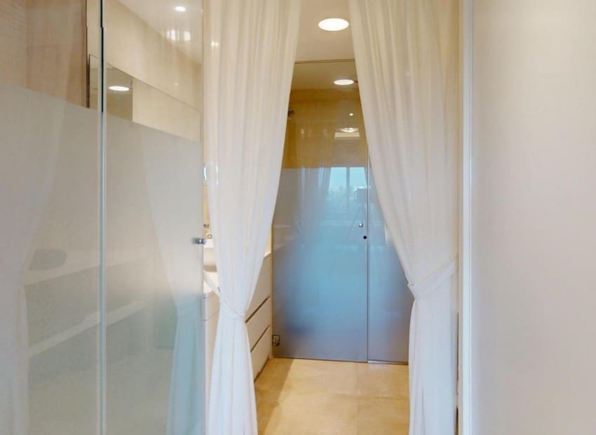 3 chambre Appartement à vendre à Oliva Nova avec piscine - 560 000 € (Ref: 9271420)