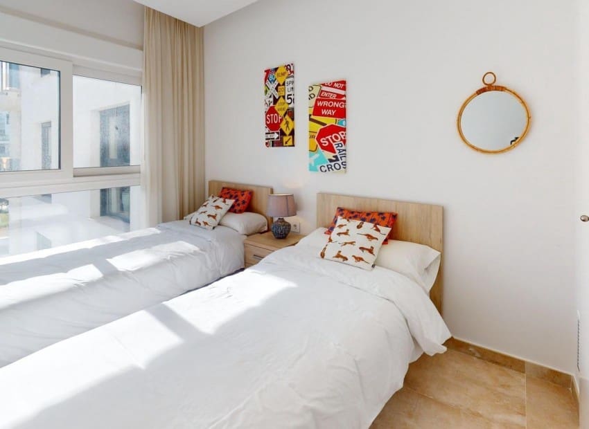 3 chambre Appartement à vendre à Oliva Nova avec piscine - 560 000 € (Ref: 9271420)