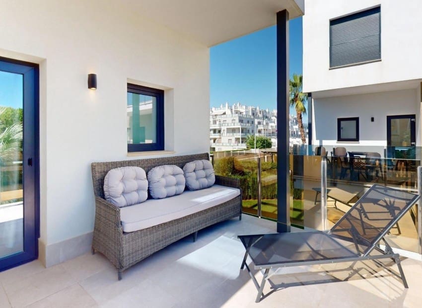 2 soveværelse Lejlighed til salg i Oliva Nova med swimmingpool garage - € 299.000 (Ref: 9271422)