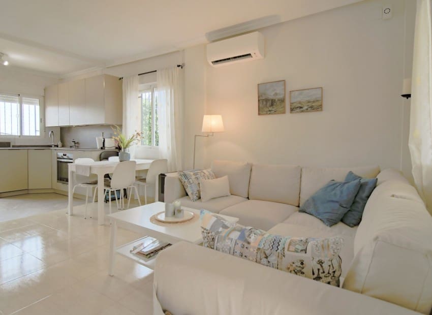 3 quarto Moradia para venda em Polop com piscina - 295 000 € (Ref: 9273048)