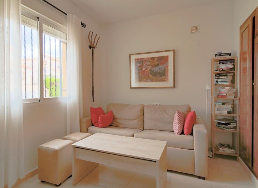 3 quarto Moradia para venda em Polop com piscina - 295 000 € (Ref: 9273048)