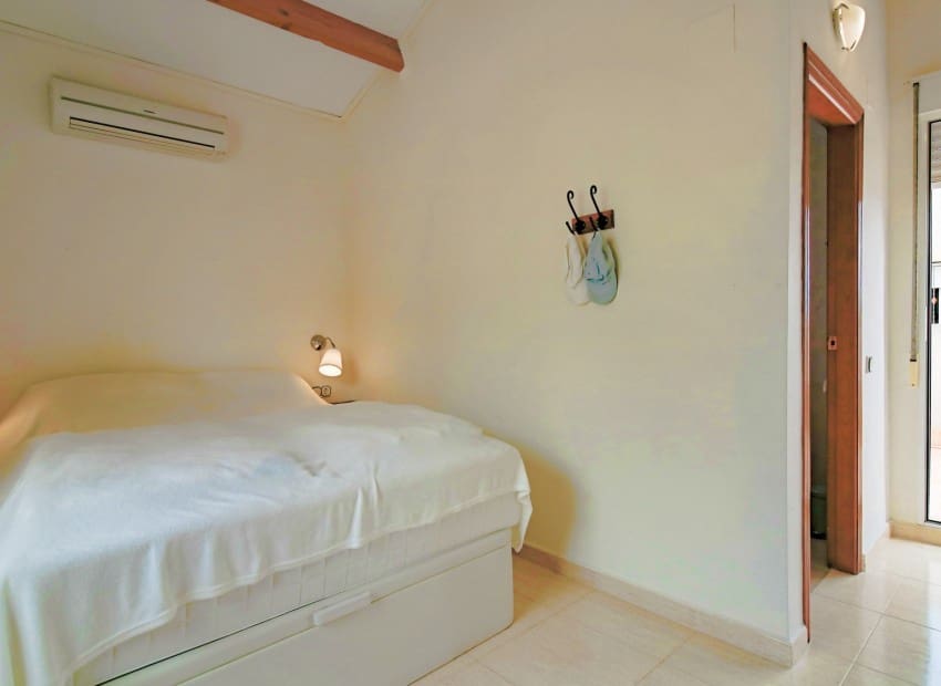 3 quarto Moradia para venda em Polop com piscina - 295 000 € (Ref: 9273048)