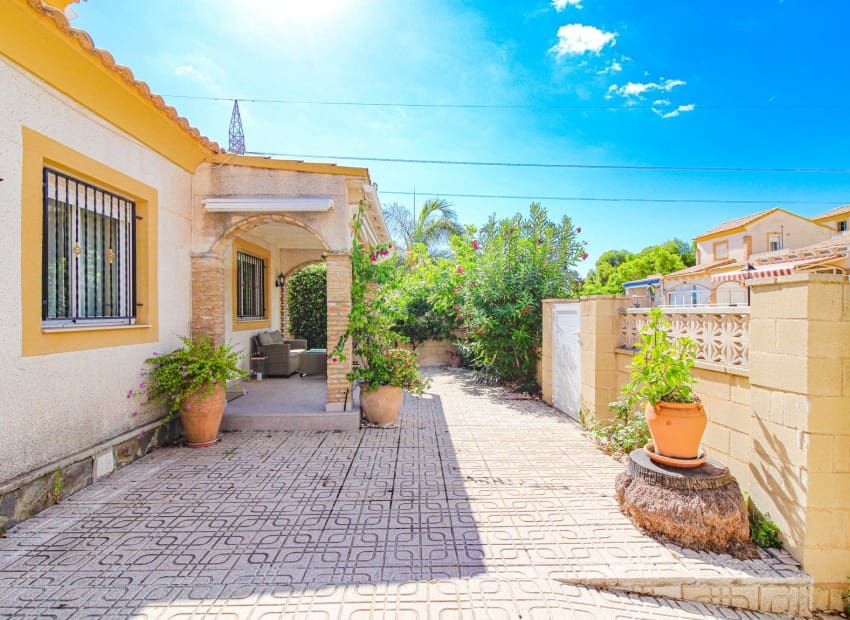 3 quarto Moradia para venda em Polop com piscina - 295 000 € (Ref: 9273048)