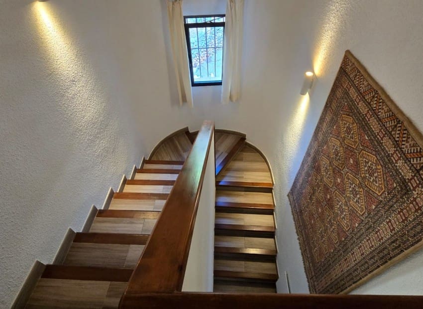 3 quarto Moradia para venda em Altea com piscina - 499 000 € (Ref: 9282421)